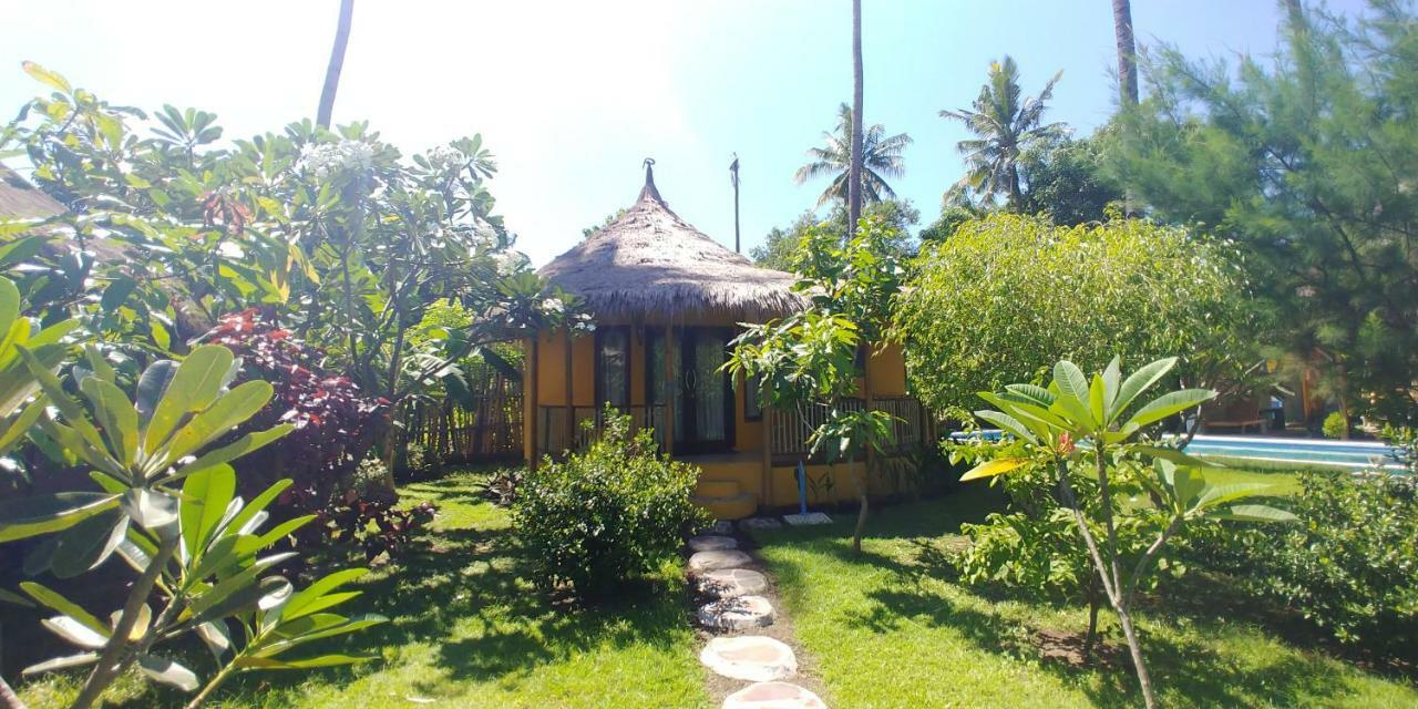 Отель Oasi Bungalows Гили-Эйр Экстерьер фото
