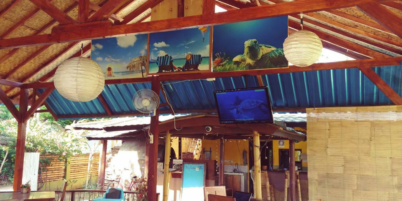 Отель Oasi Bungalows Гили-Эйр Экстерьер фото